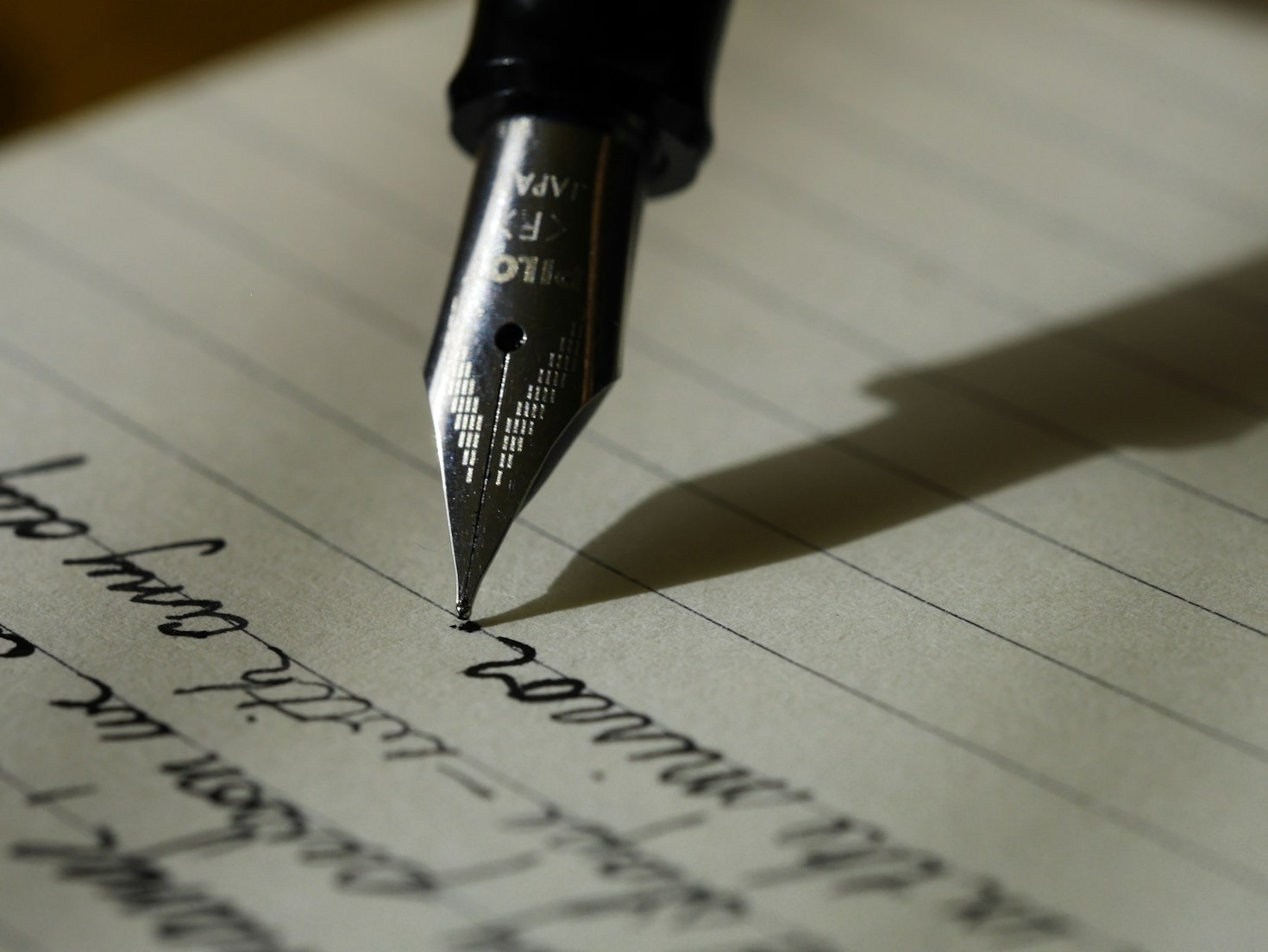 How to Spot Top-Quality Essay Writing Assistance